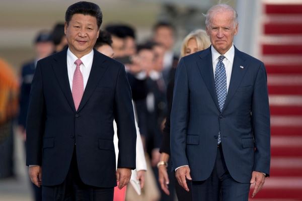 Байден заявил, что США следуют принципу «одного Китая» 