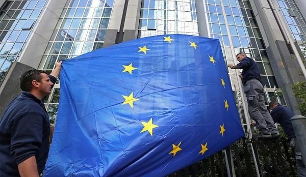 Евросоюз назвал дату открытия границ и условия для туристов