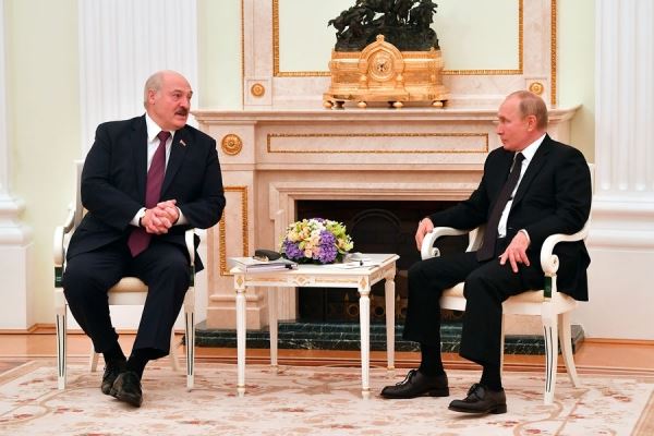 Путин и Лукашенко провели телефонные переговоры 