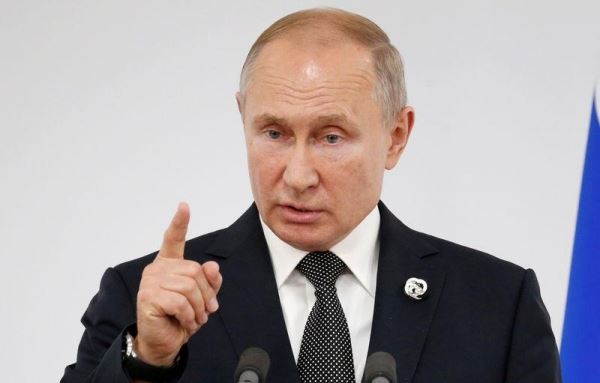 Путин подписал закон о праве зачислять в бюджет ПФР конфискованные деньги коррупционеров