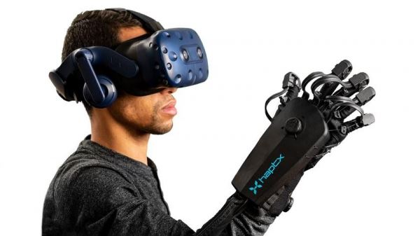 <br />
						Стартап из Сиэтла называет прототип VR-перчатки Meta "идентичным" своей собственной запатентованной технологии<br />
					