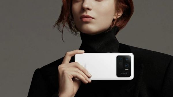 <br />
						Xiaomi 12 Ultra может стать первым смартфоном, созданным в сотрудничестве с Leica<br />
					