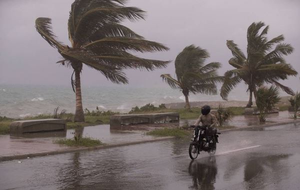Частота ураганов в Атлантике постоянно растет на протяжении последних 150 лет
<p>