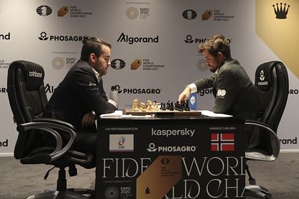 Непомнящий и Карлсен сыграли пятую партию за титул чемпиона мира